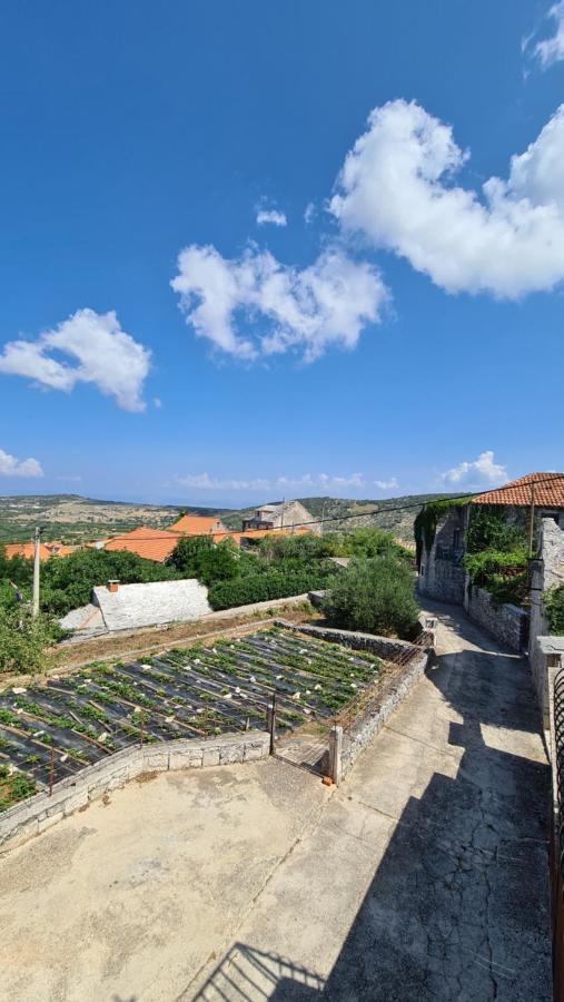 Kaya House Apartamento Nerežišće Exterior foto
