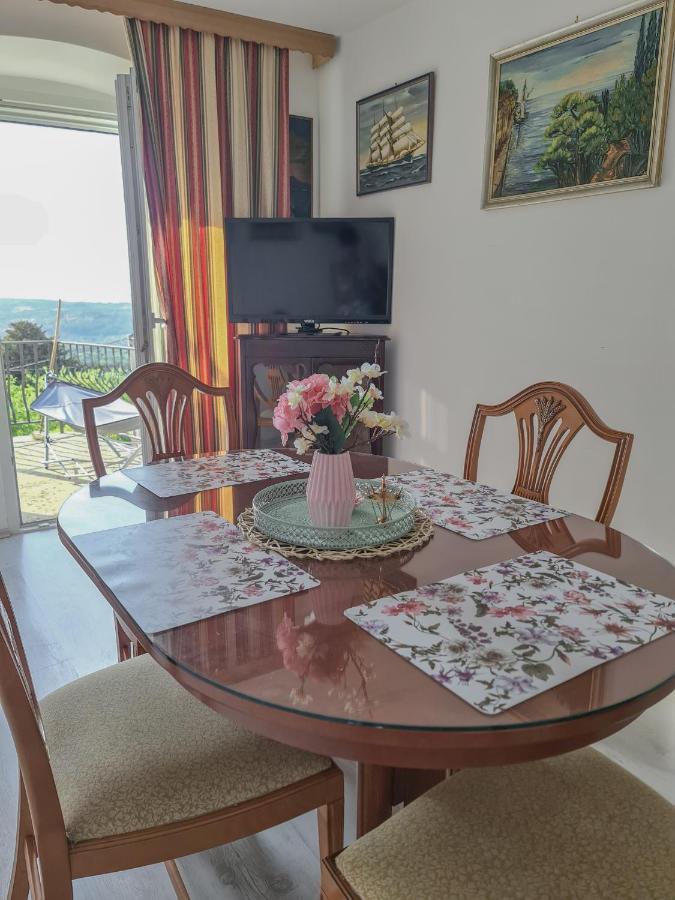 Kaya House Apartamento Nerežišće Exterior foto
